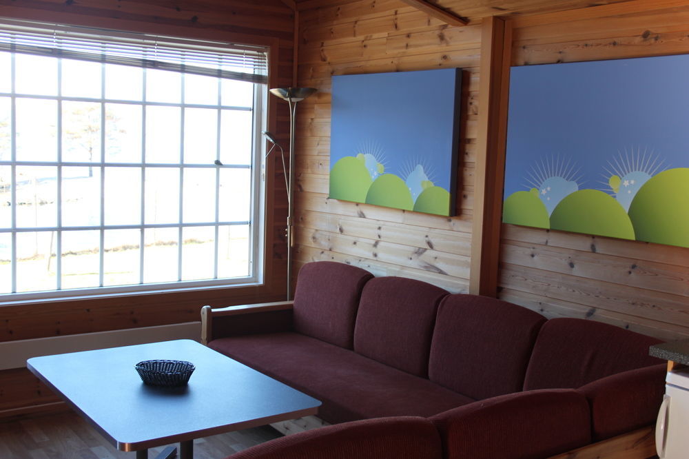 Mikkelparken Ferietun Hotel Kinsarvik Bagian luar foto